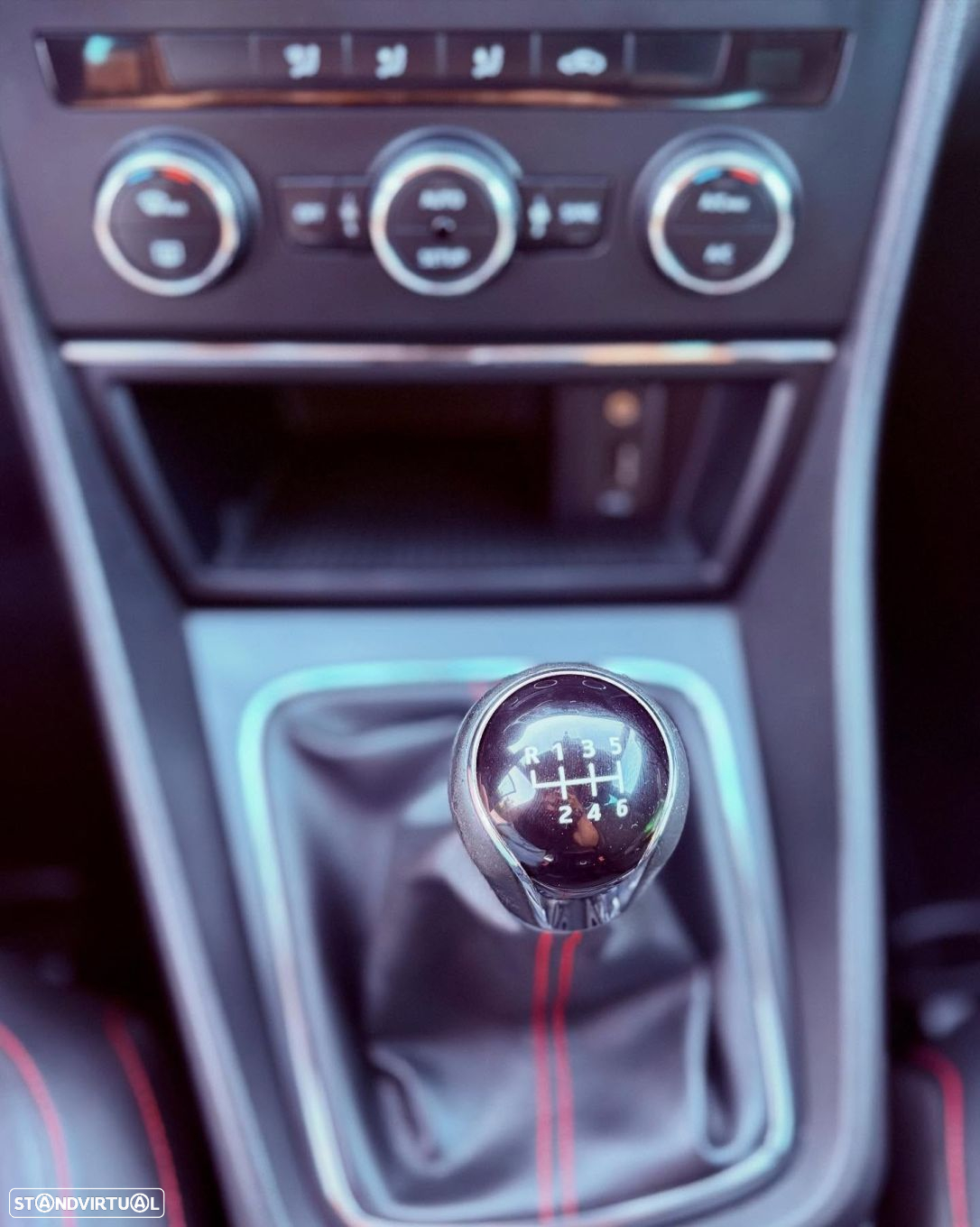 SEAT Leon 2.0 TDI FR S/S - 14