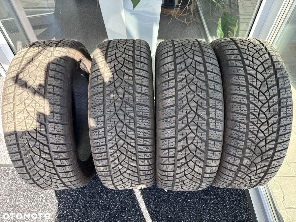 Hyundai Santa Fe 2.0 CRDi Platinum 4WD - 25