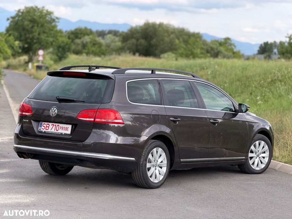 Volkswagen Passat 2.0 TDI DSG BlueMotion Technology Comfortline - 3