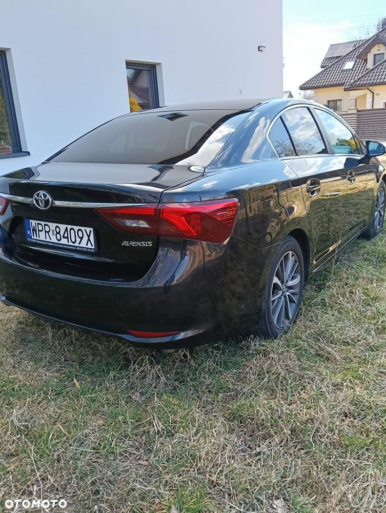 Toyota Avensis 2.0 Prestige MS - 12