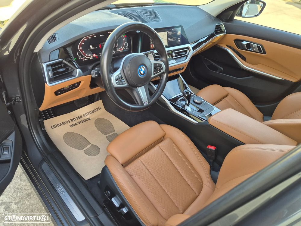 BMW 320 e Touring Line Luxury Auto - 20