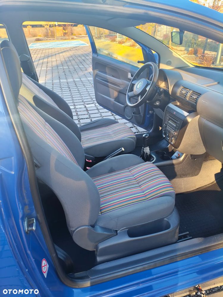 Volkswagen Fox 1.2 - 23