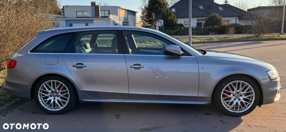 Audi A4 Avant - 13