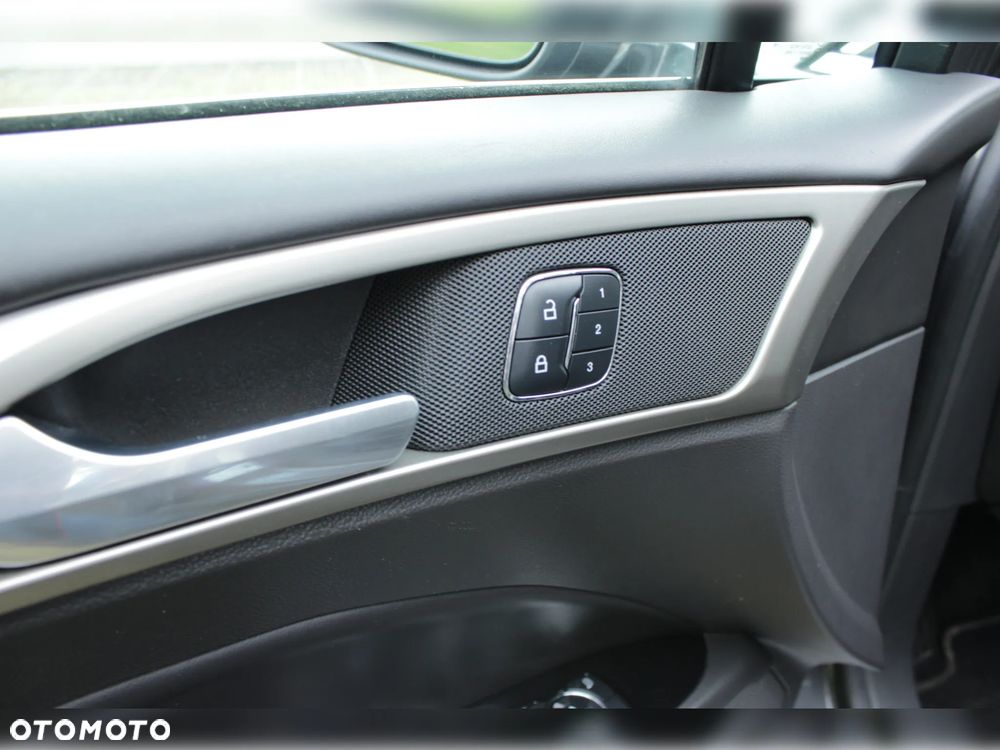 Ford Mondeo SW TDCi Bi-Turbo PowerShift-Aut Vignale - 23