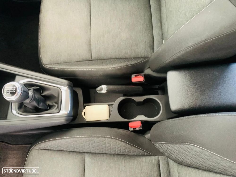 Renault Captur - 31