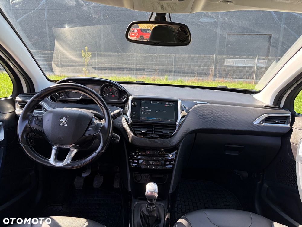 Peugeot 2008 PureTech 130 GPF Stop&Start Crossway - 15