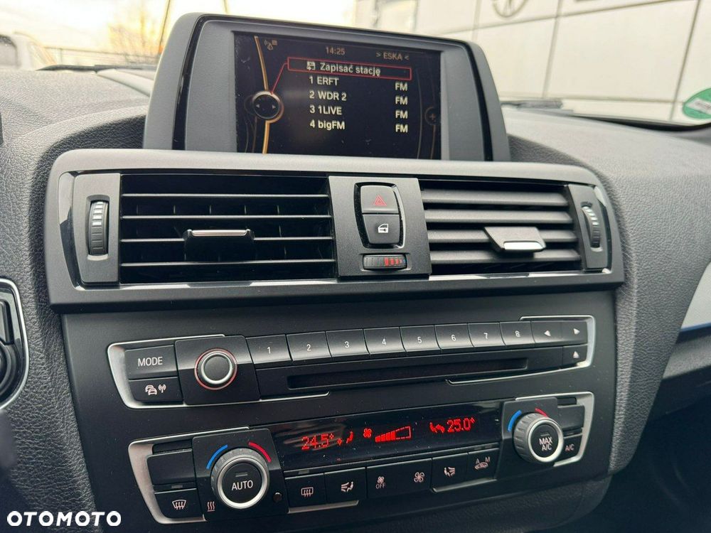 BMW Seria 1 116i Sport Line - 12