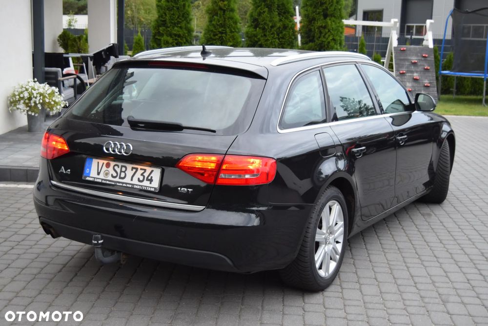 Audi A4 Avant 1.8 TFSI Ambiente - 17