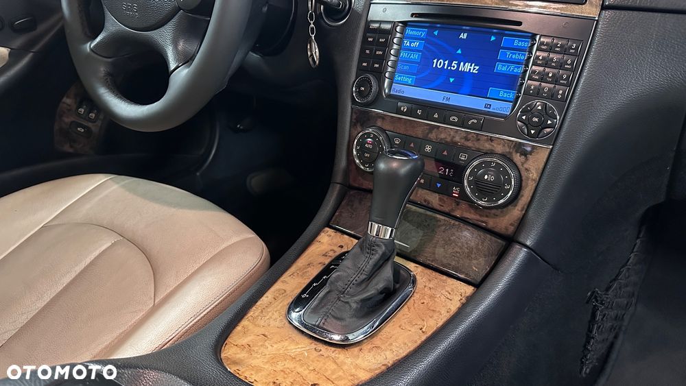 Mercedes-Benz CLK 350 7G-TRONIC Avantgarde - 37