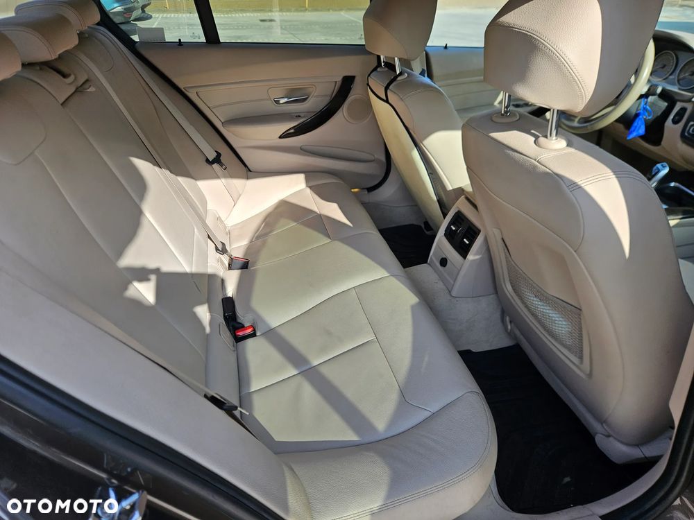 BMW Seria 3 - 9