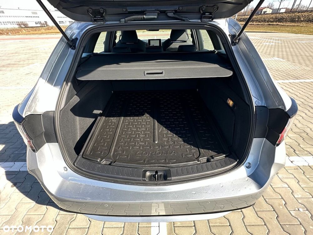 Toyota Corolla 2.0 Hybrid Comfort - 19