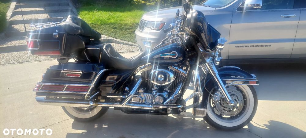 Harley-Davidson FLHTCU Ultra - 8