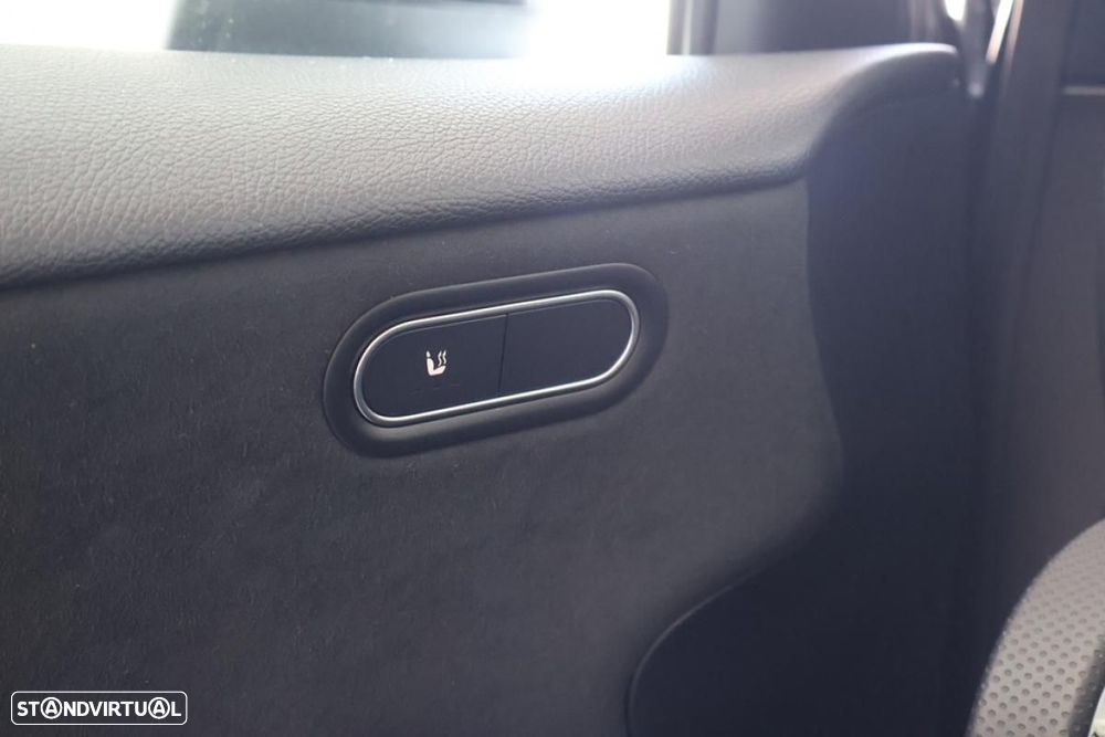 Mercedes-Benz A 250 e 8G-DCT AMG Line Advanced Plus - 29