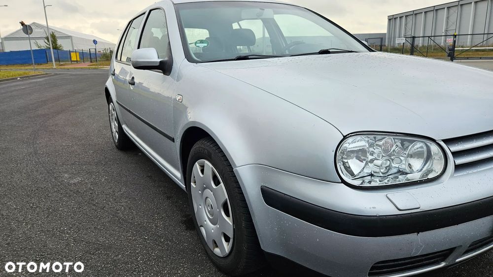 Volkswagen Golf 1.6 Edition - 3