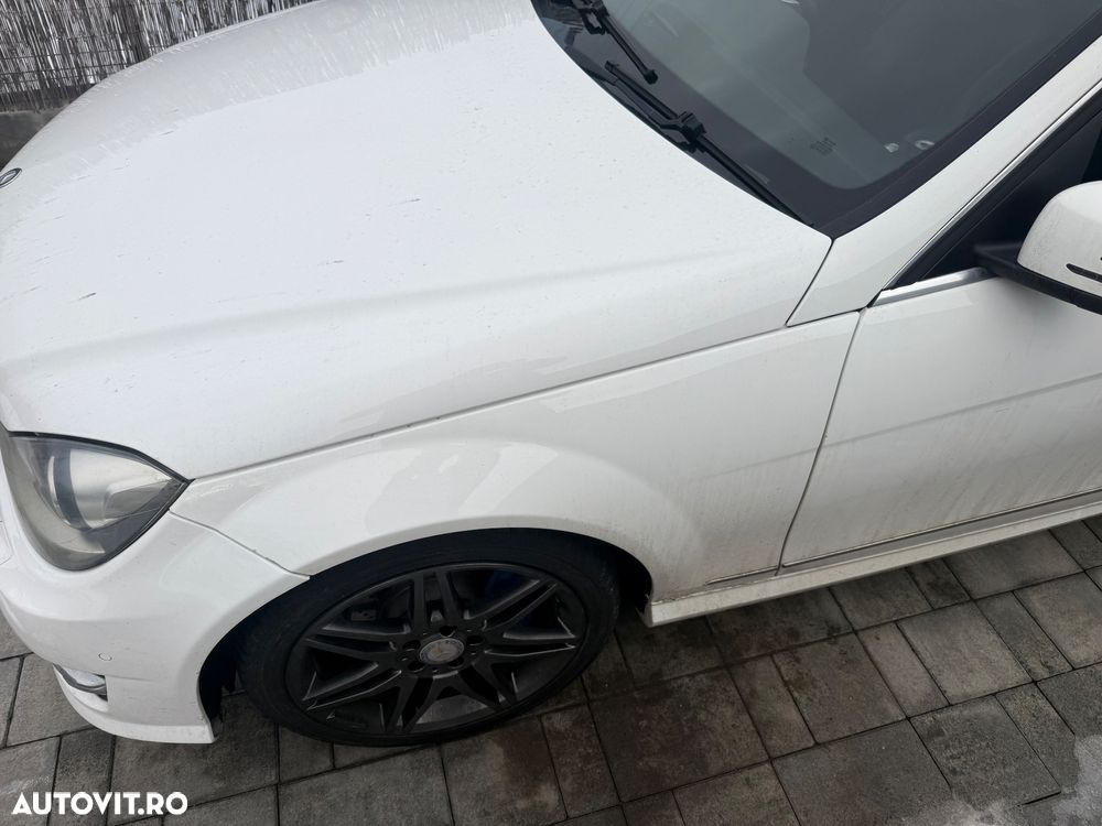 Aripi mercedes c class w204 originale in stare foarte buna - 1