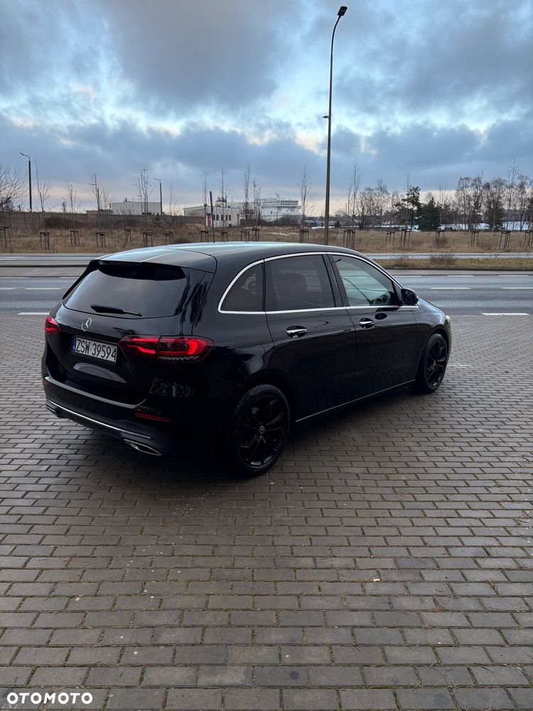 Mercedes-Benz Klasa B 180 7G-DCT - 5