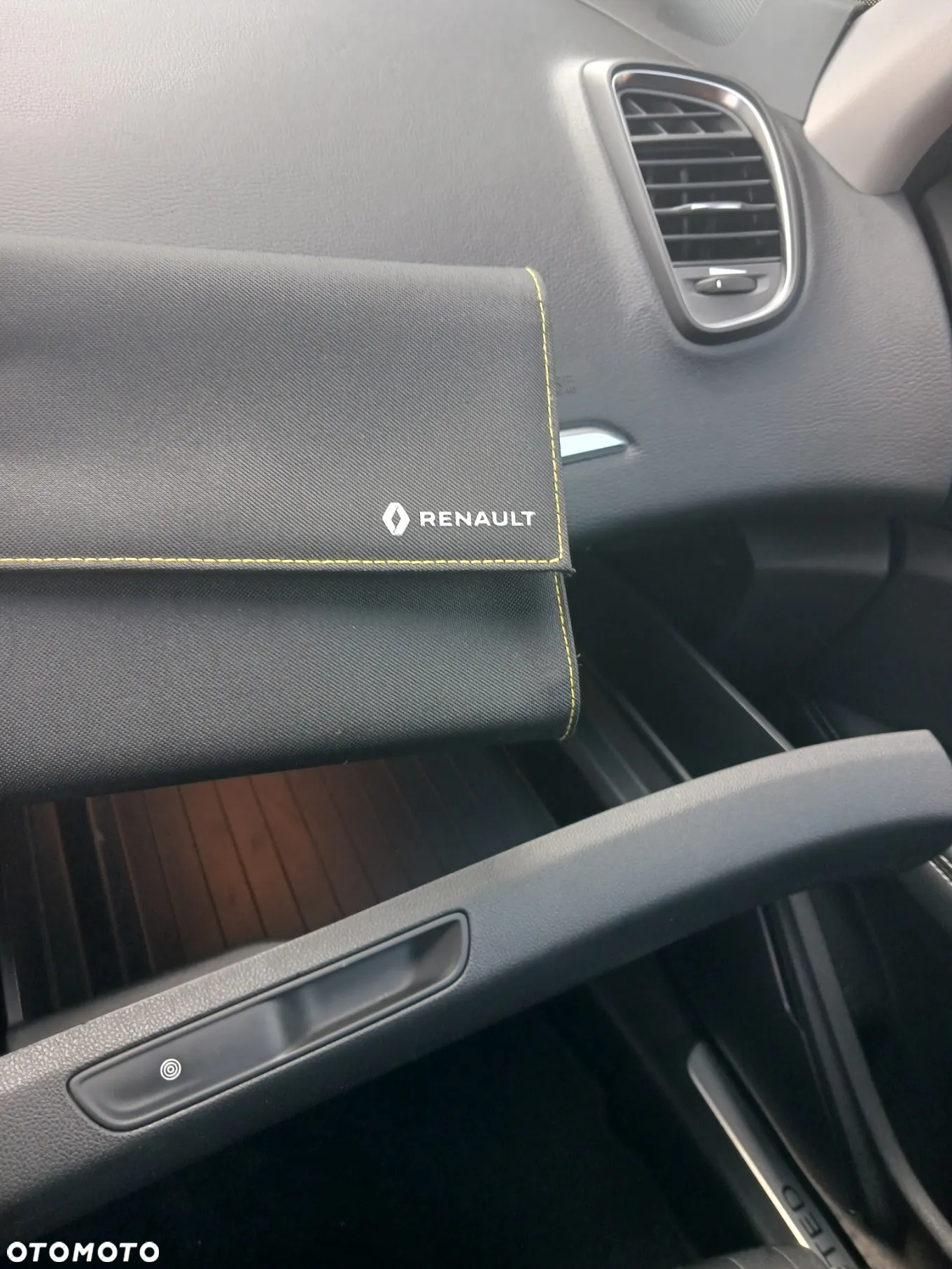 Renault Scenic - 12