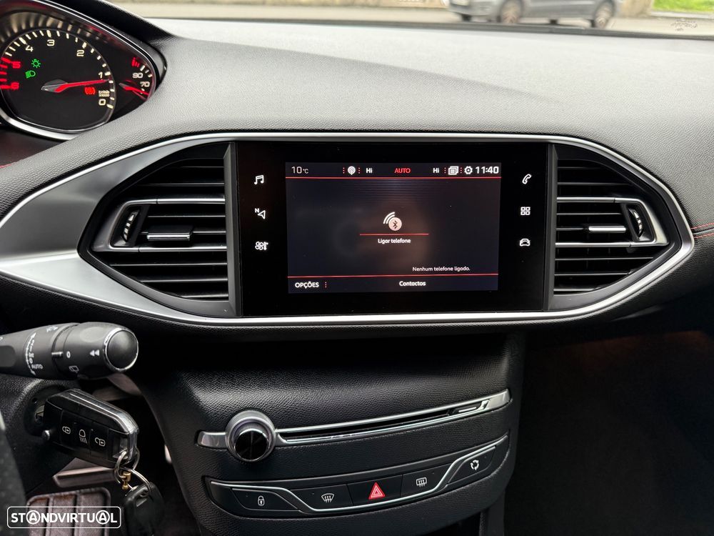 Peugeot 308 SW BlueHDi 130 EAT8 Stop & Start GT - 40