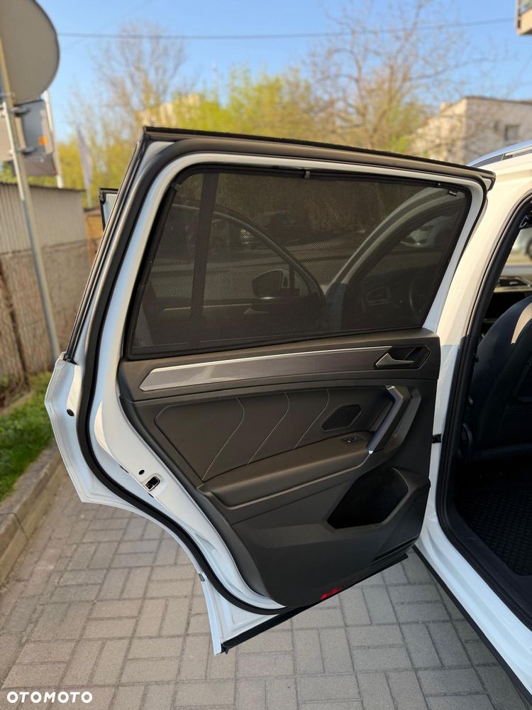 Volkswagen Tiguan Allspace 2.0 TSI 4Mot Highline DSG - 20