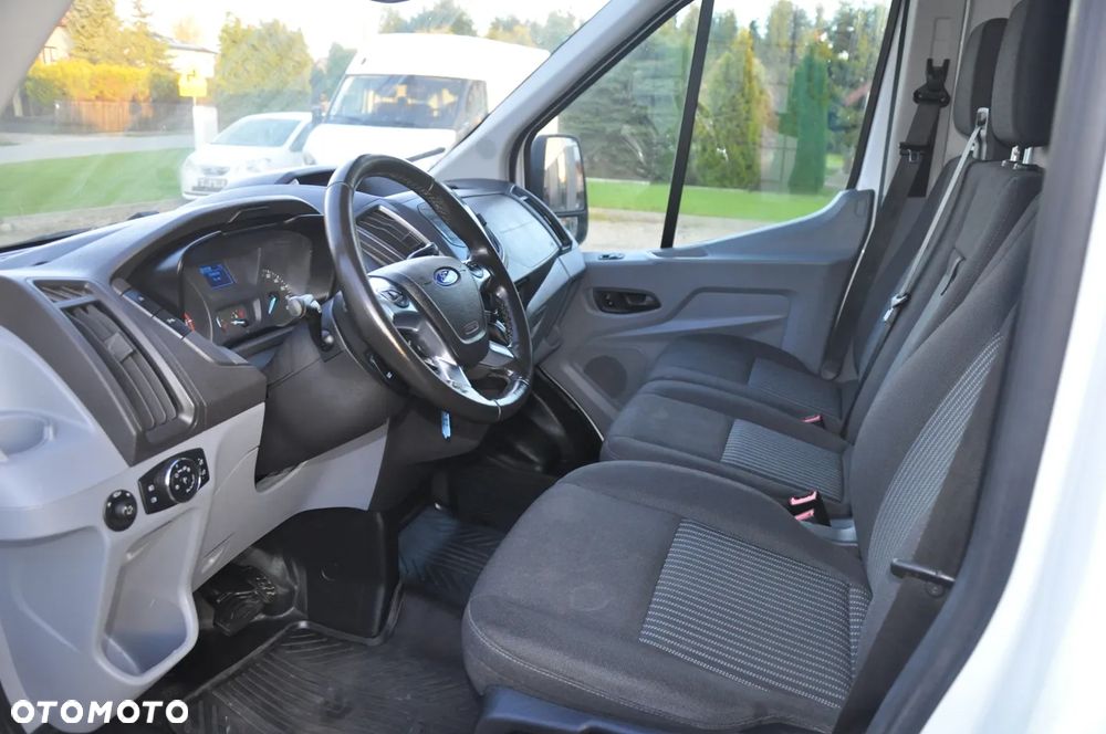 Ford Transit - 21