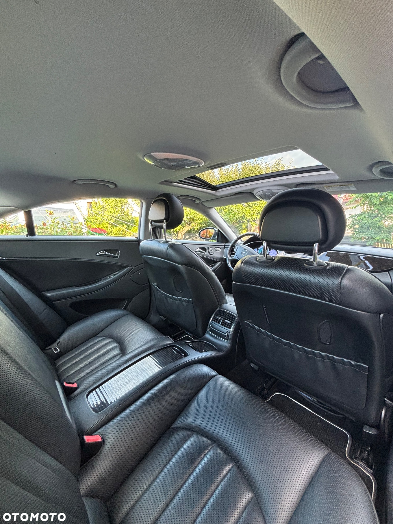 Mercedes-Benz CLS 350 - 12