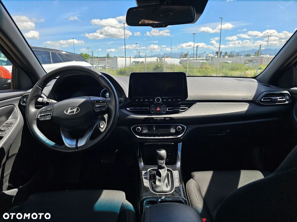Hyundai i30 1.5 T-GDI 48V Smart DCT - 12