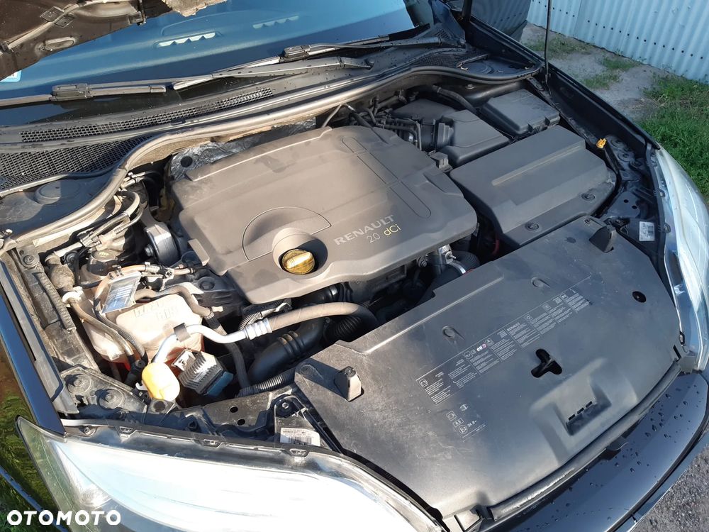 Renault Laguna 2.0 dCi Tech Run - 8