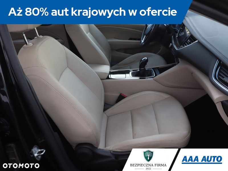 Opel Insignia - 11