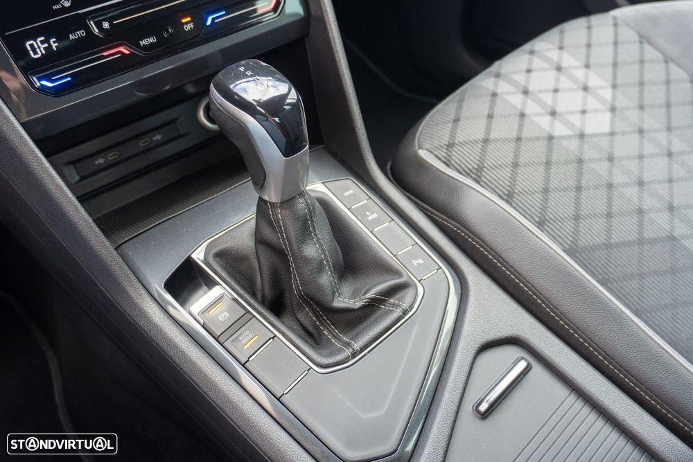 VW Tiguan 1.4 TSI eHybrid R-Line DSG - 26