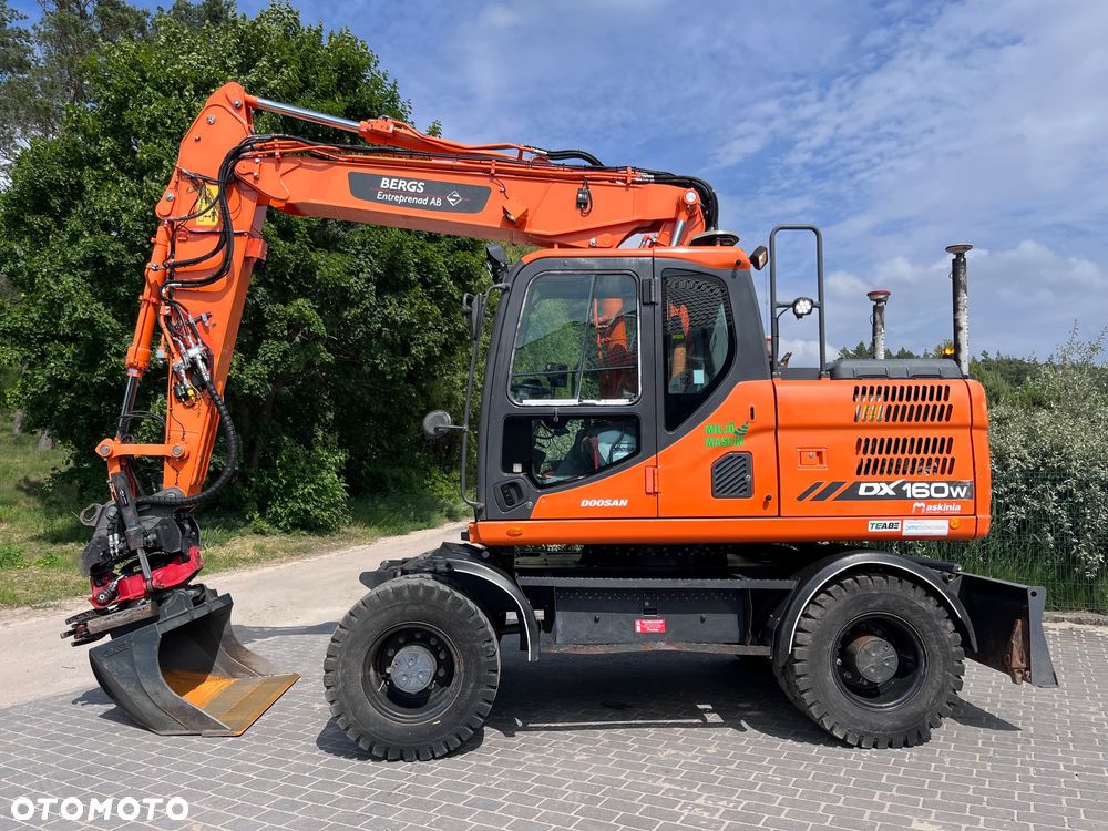 Doosan DX160W-3 - 3