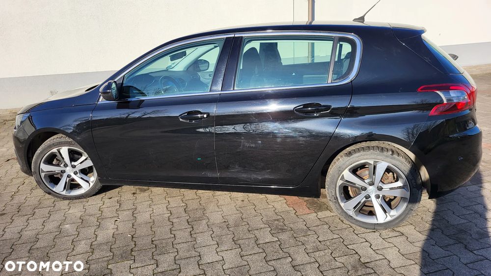 Peugeot 308 BlueHDi FAP 130 Stop & Start Allure - 26