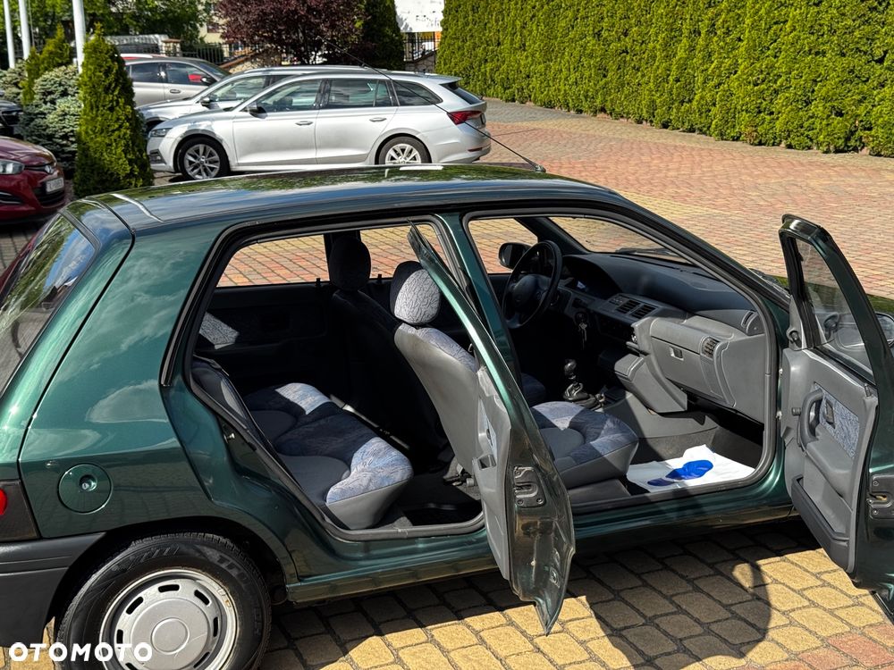 Renault Clio 1.2 - 27