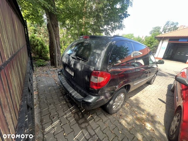 Chrysler Voyager 2.8 CRD SE - 4