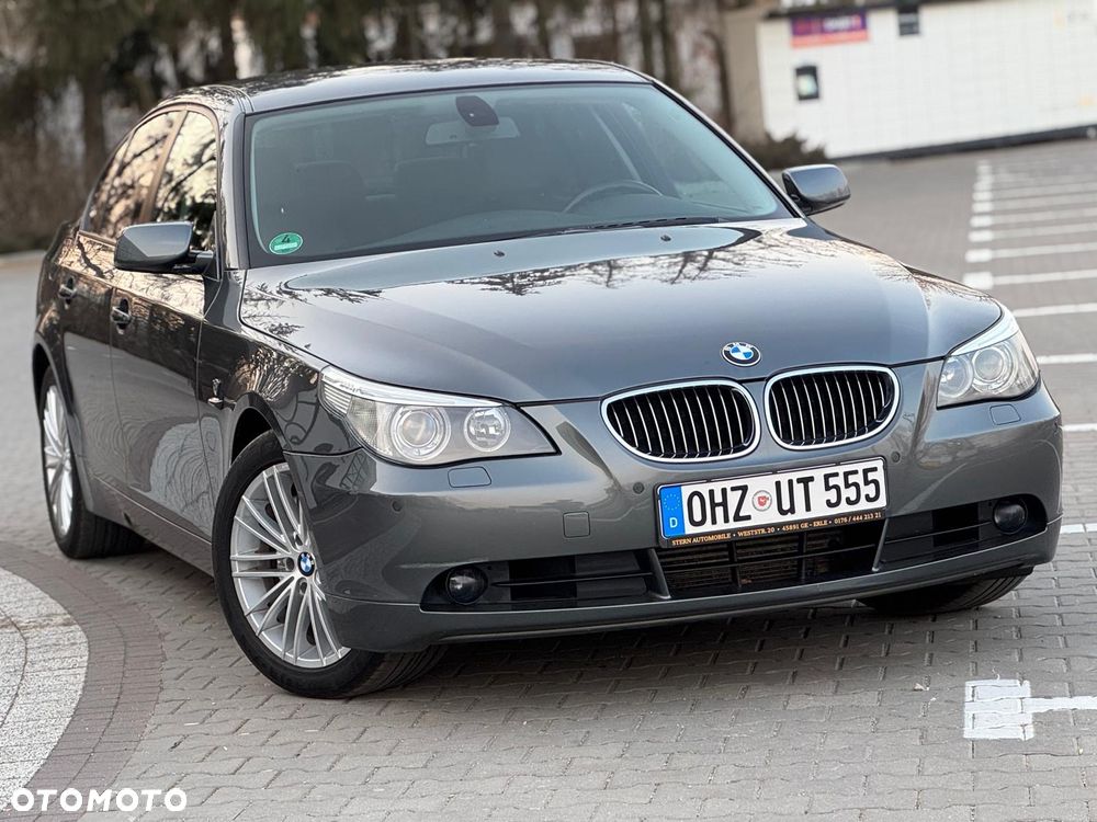 BMW Seria 5 545i - 6