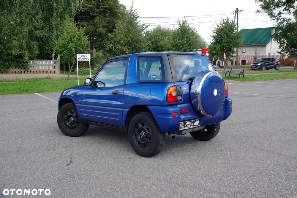 Toyota RAV4 2.0 Special - 4