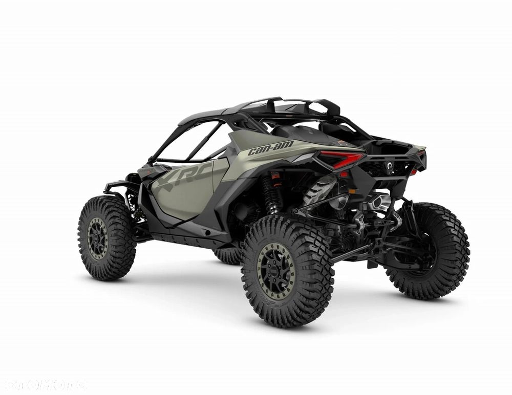 Can-Am Maverick - 3