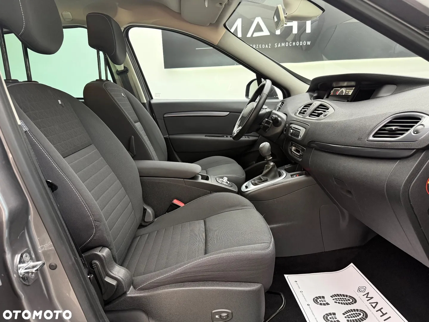 Renault Scenic 1.2 TCe Energy Limited - 18
