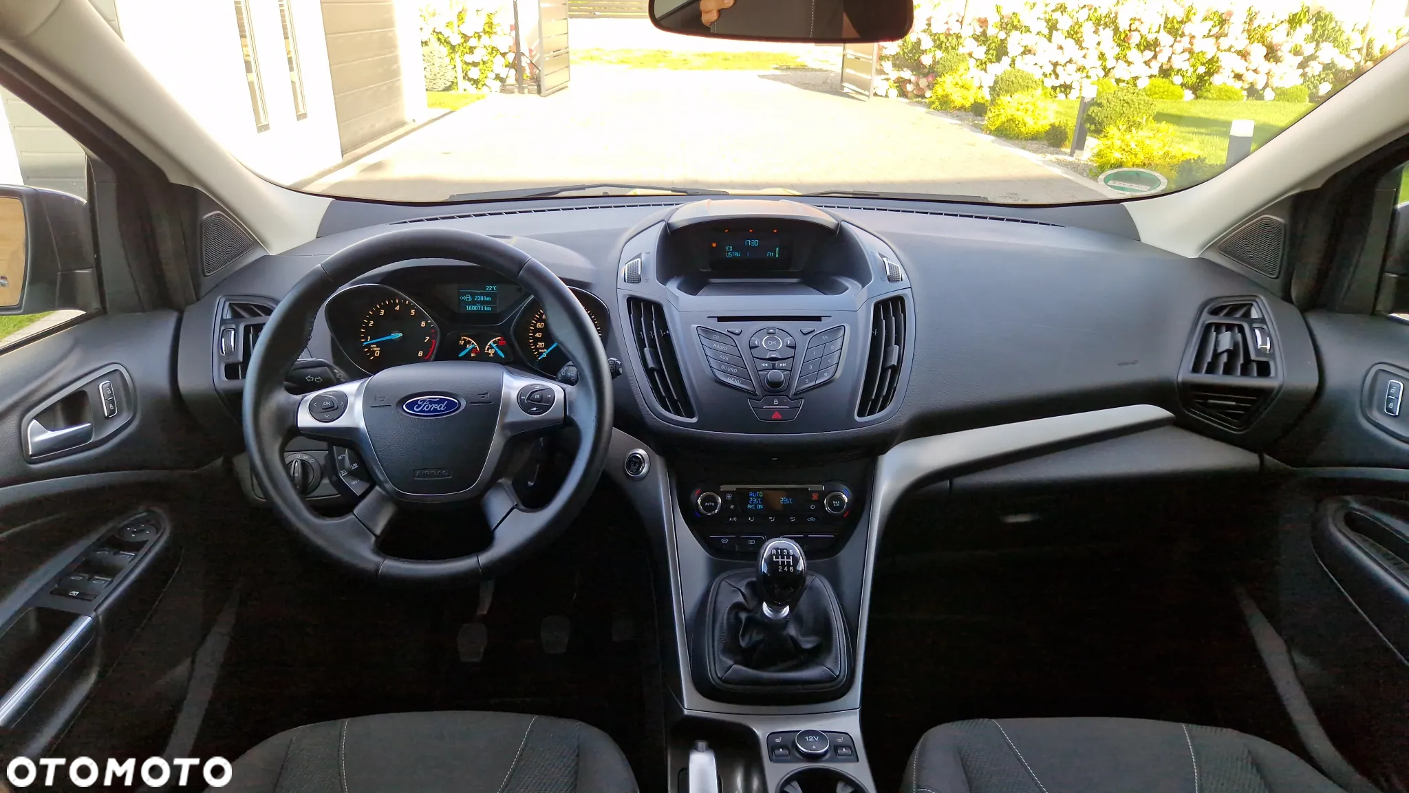 Ford Kuga 1.6 EcoBoost FWD Titanium ASS - 6
