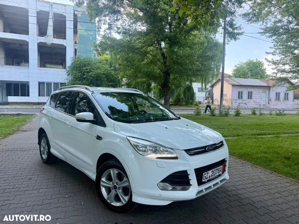 Ford Kuga 2.0 TDCi 4WD Powershift ST-Line - 2