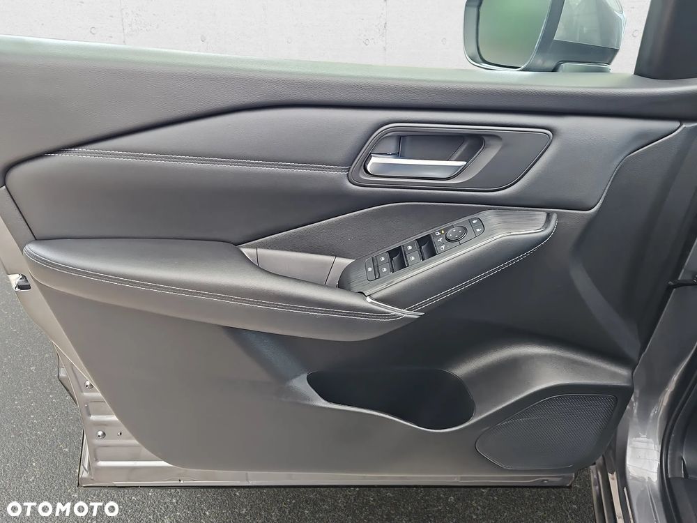 Nissan Qashqai 1.3 DIG-T mHEV N-Connecta - 11