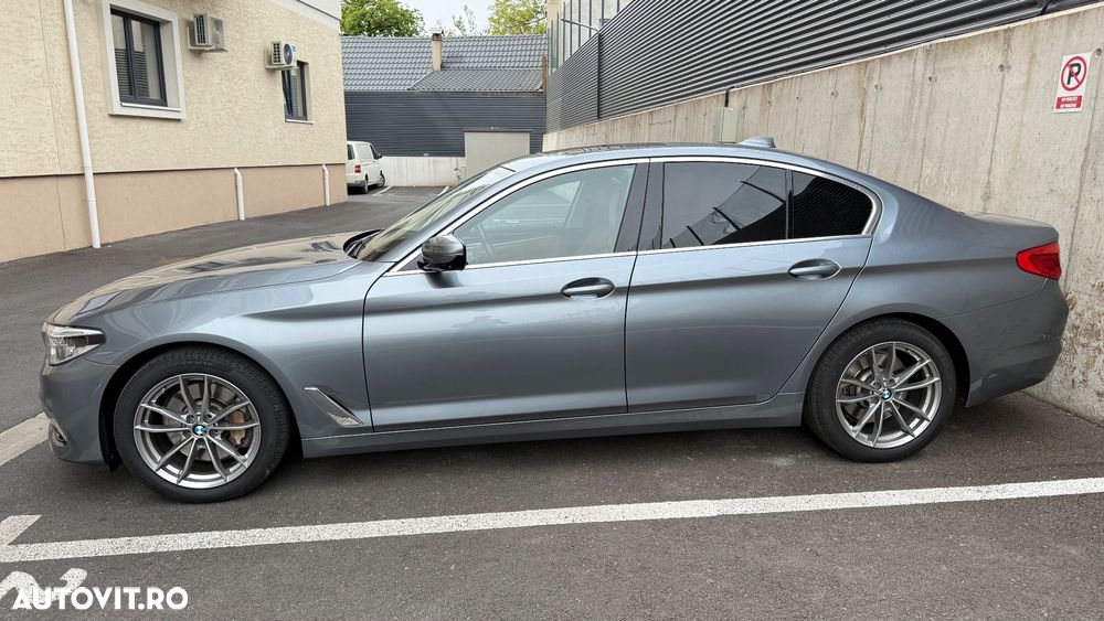 BMW Seria 5 530i AT - 7