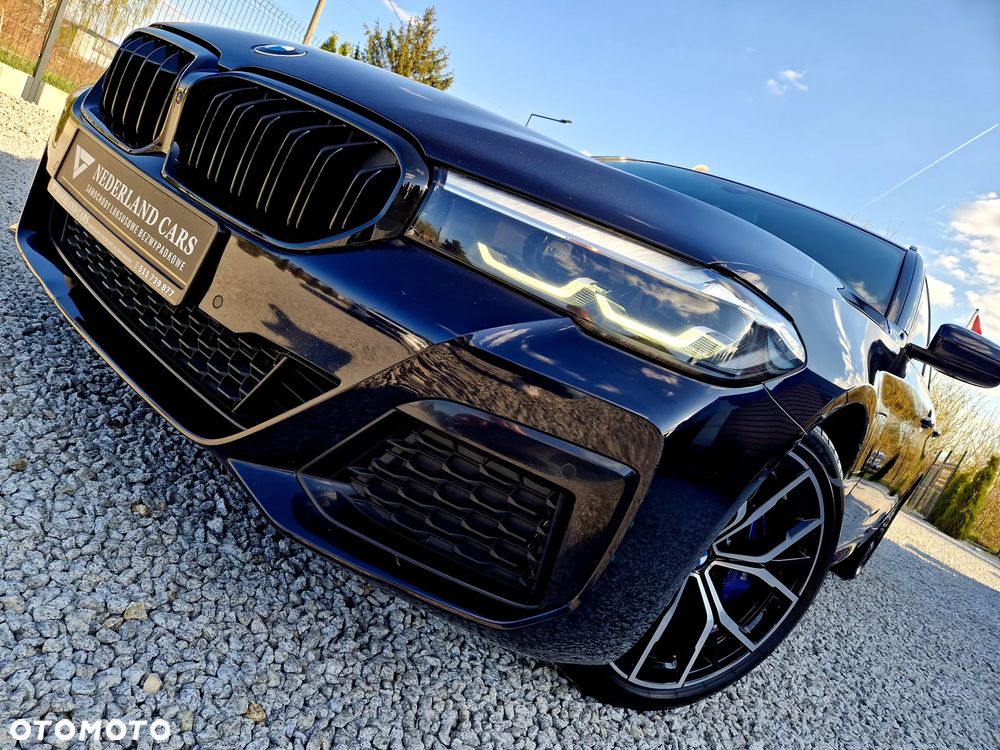 BMW Seria 5 530e xDrive M Sport sport - 33
