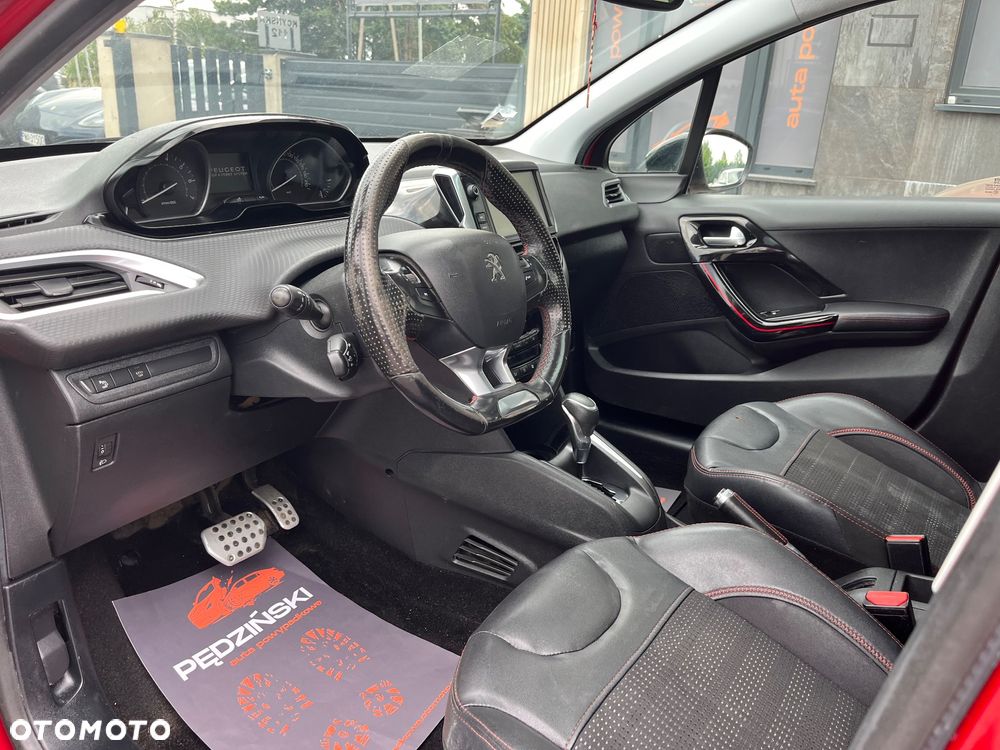 Peugeot 208 - 7