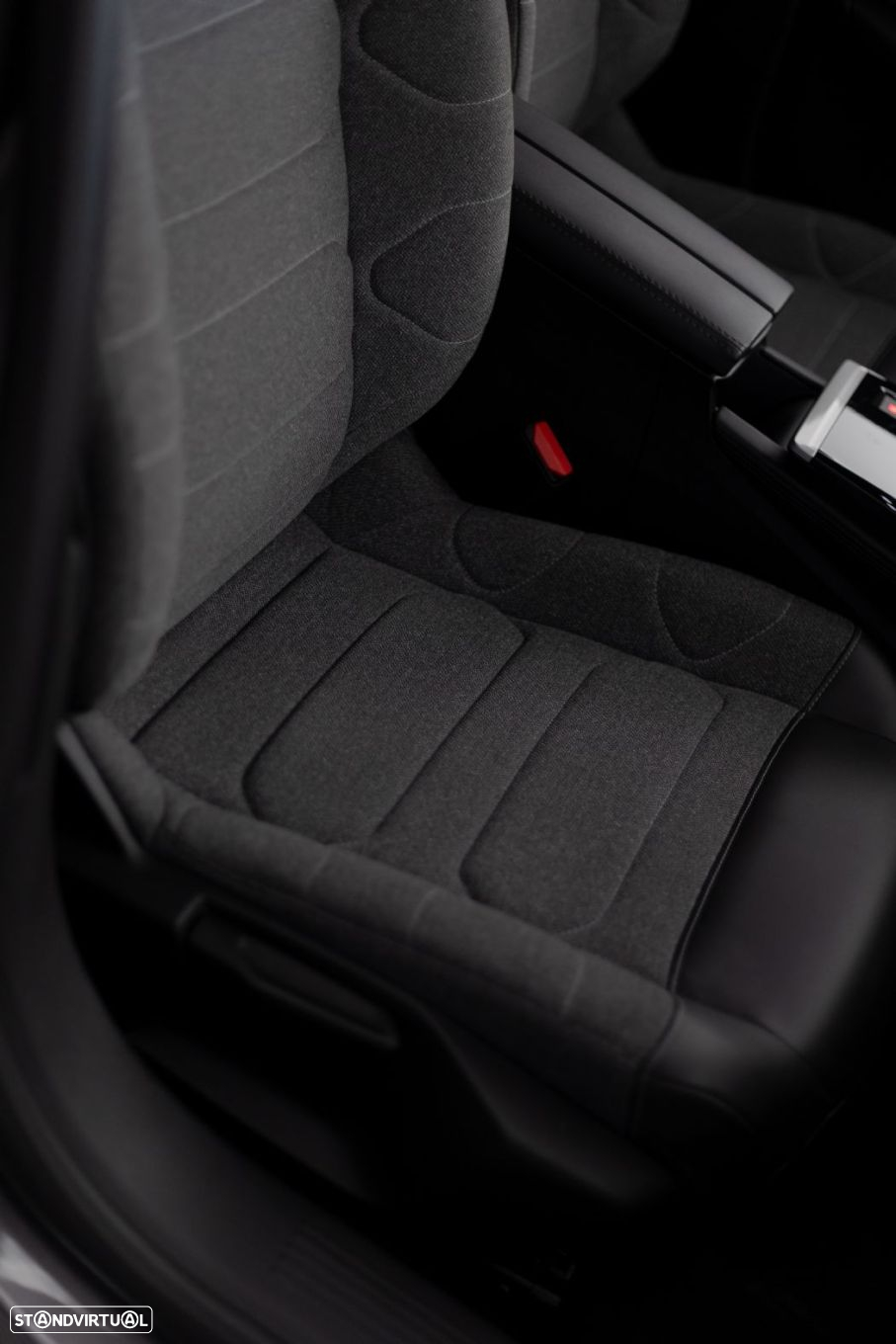 Citroën C5 X 1.2 PureTech Feel Business EAT8 - 38