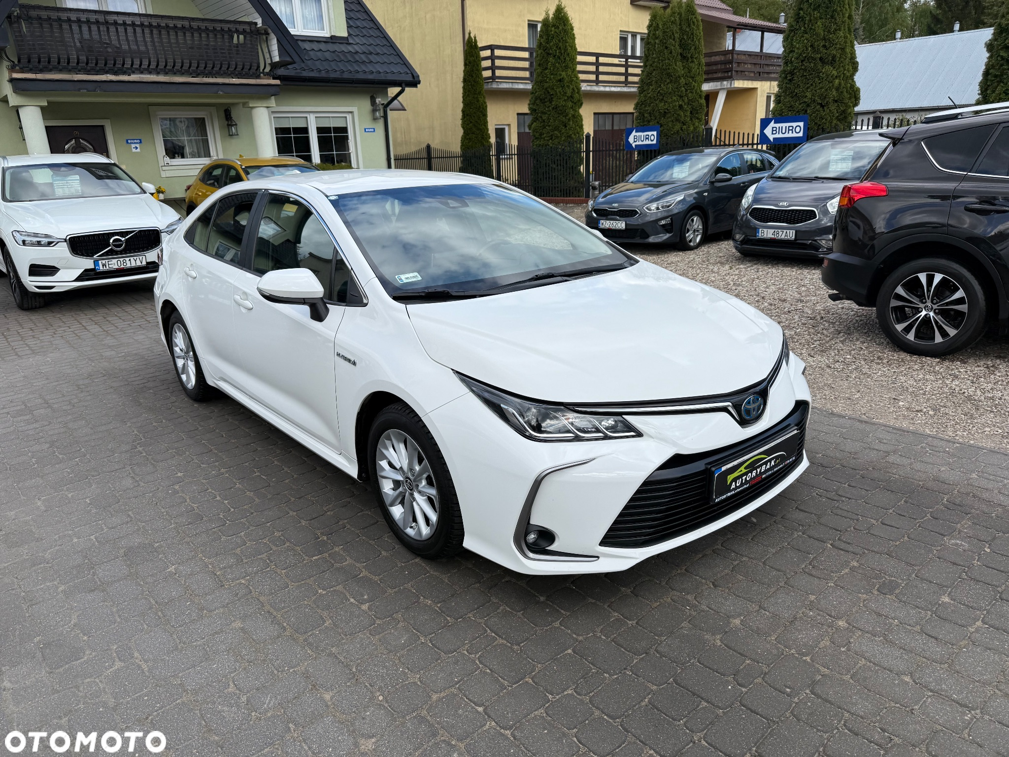 Toyota Corolla 1.8 Hybrid Comfort - 23