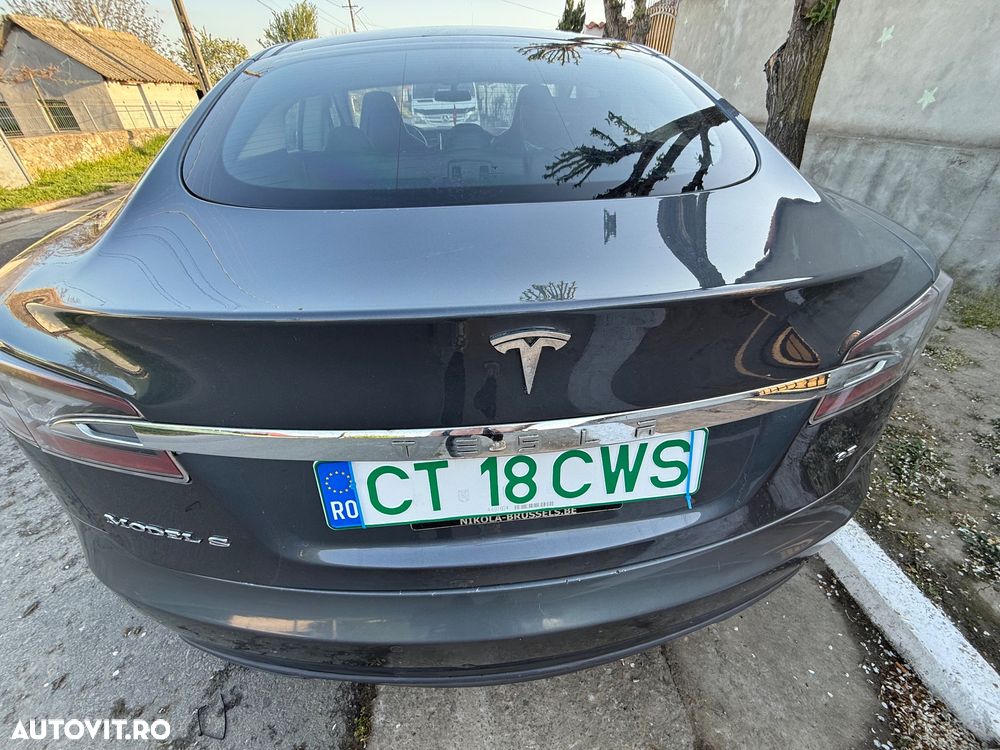 Tesla Model S Standard - 9