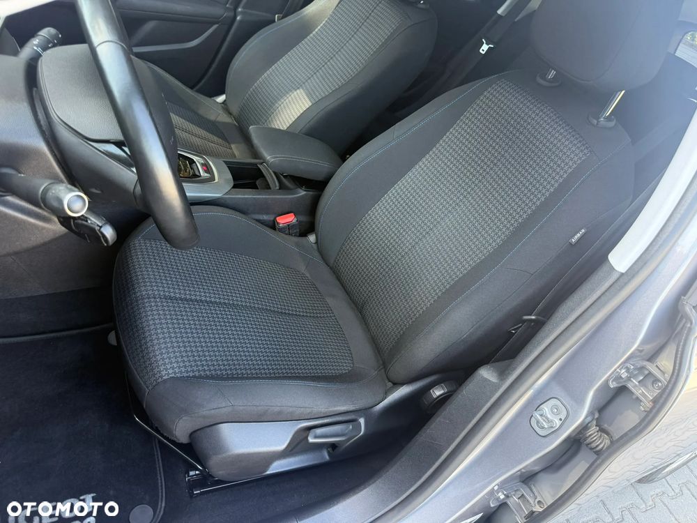Peugeot 308 1.2 PureTech Active Pack S&S - 25