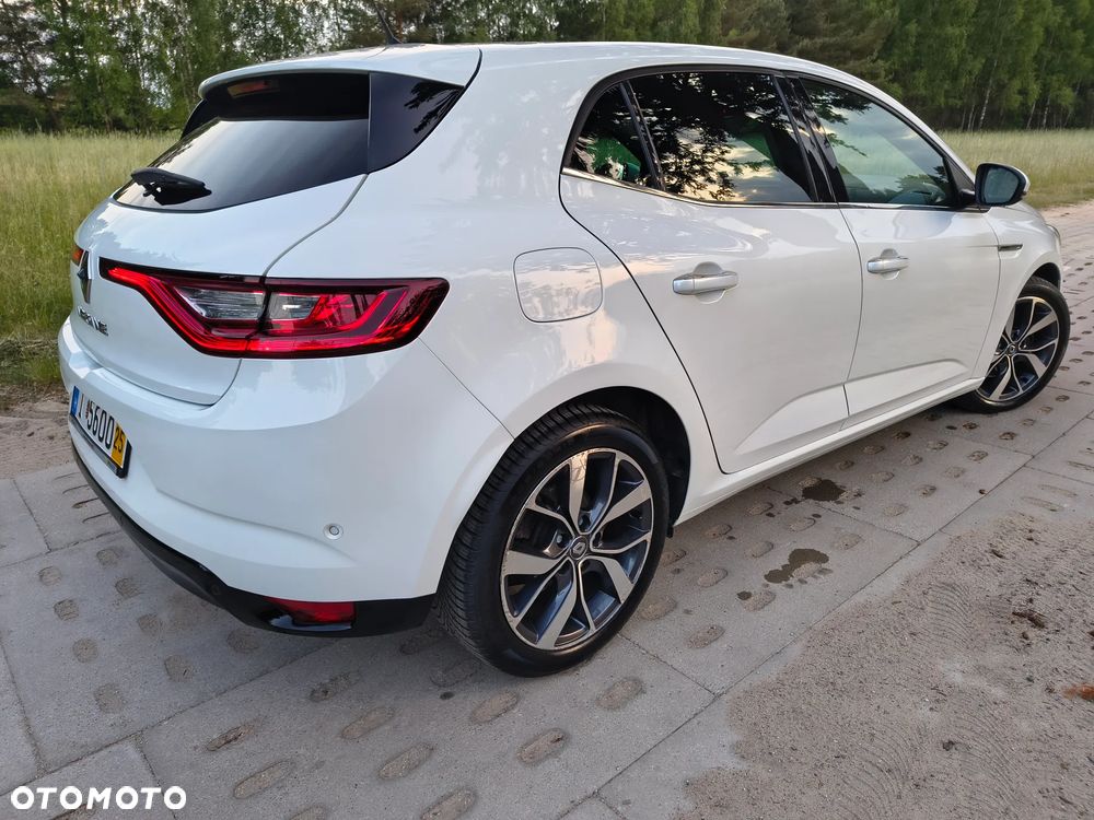 Renault Megane ENERGY dCi 130 BOSE EDITION - 3
