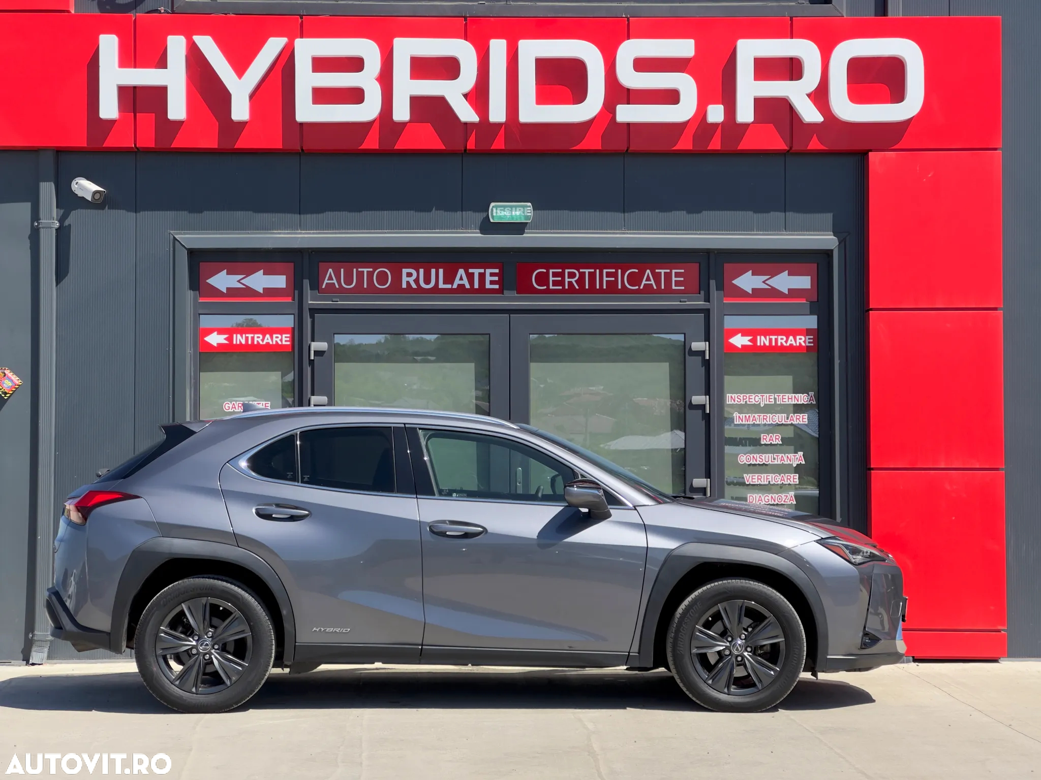 Lexus UX 250h 2.0L HEV 20H- (178 HP) 4X2 CVT Executive - 9