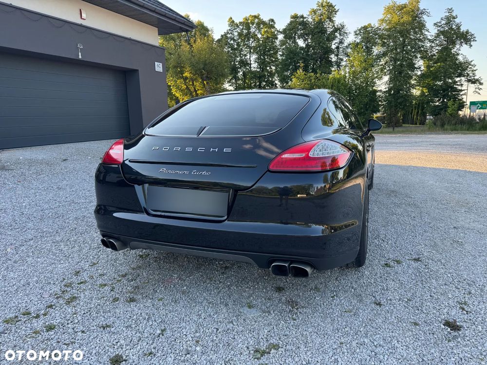 Porsche Panamera - 3